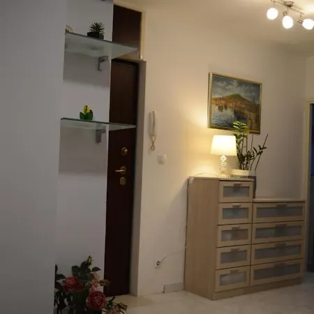 Visilo Apartment - 10 Min To Old Town - Park & Sea Σπλιτ